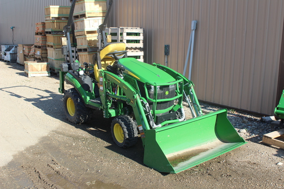 2023 John Deere 1025R