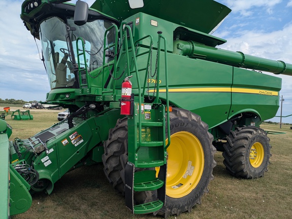 2020 John Deere S780