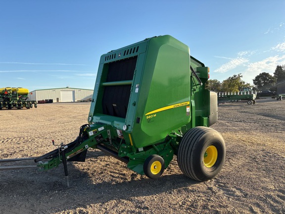 2023 John Deere 560M