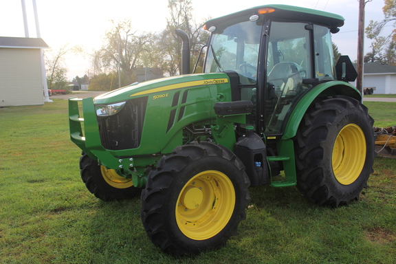 2024 John Deere 5090E