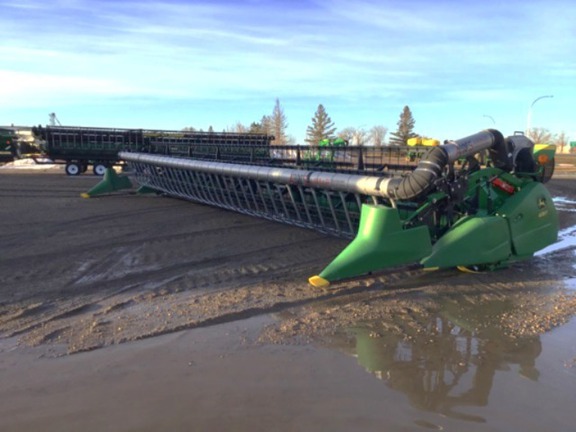 2018 John Deere 635F