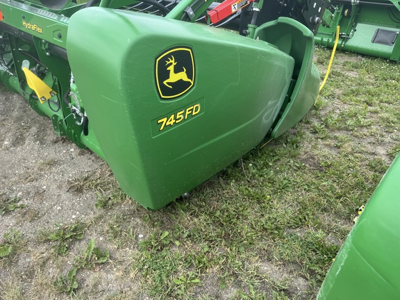 2020 John Deere 745FD
