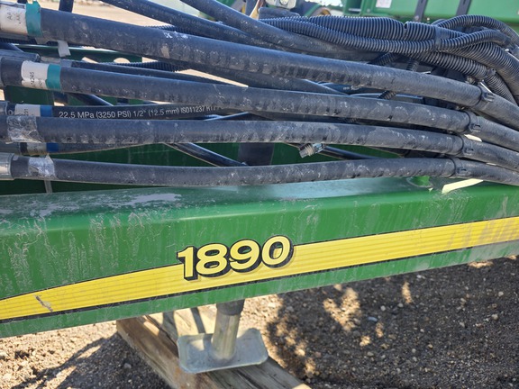 2014 John Deere 1890