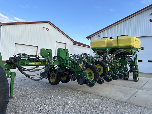 2024 John Deere 1775NT