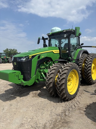 2025 John Deere 8R 370