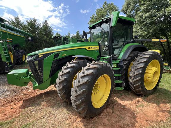 2025 John Deere 8R 370