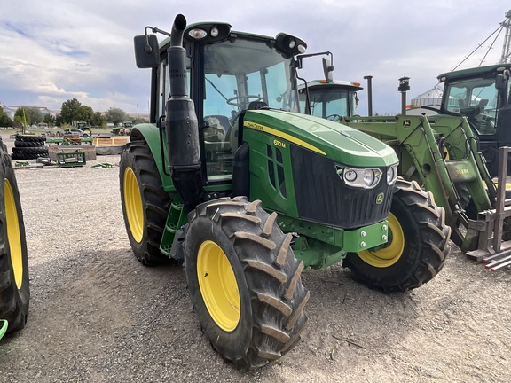 2023 John Deere 6110M