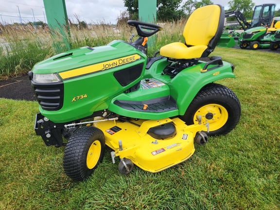 2014 John Deere X734