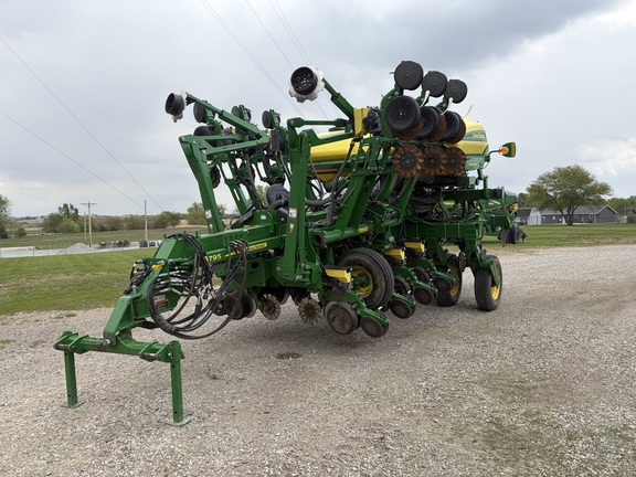 2015 John Deere 1795