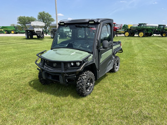 2023 John Deere XUV 835M