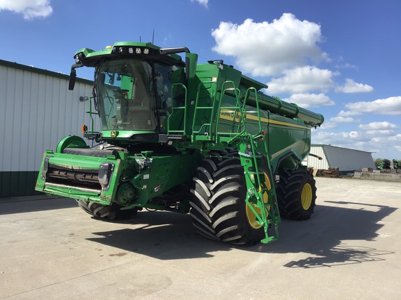 2023 John Deere X9 1000