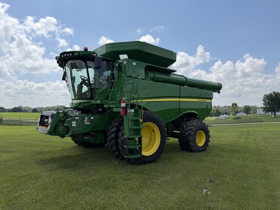 2019 John Deere S770