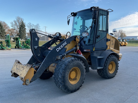 2022 John Deere 244L