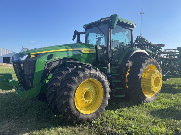 2025 John Deere 8R 410