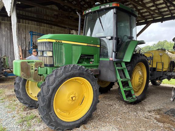 1999 John Deere 7210