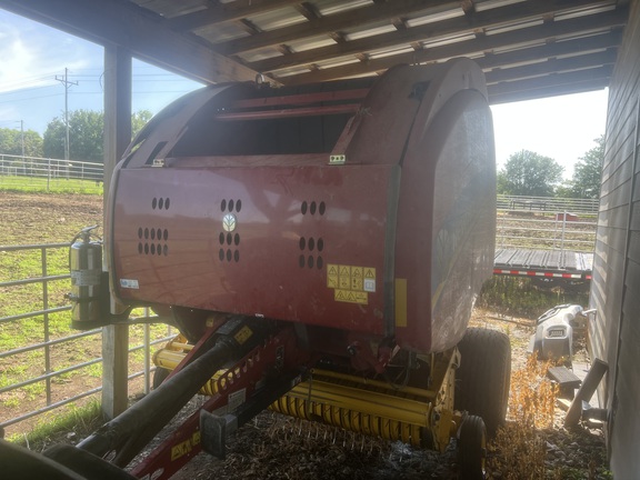 2016 New Holland Rollbelt 460