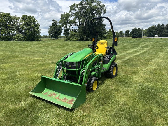 2022 John Deere 1025R