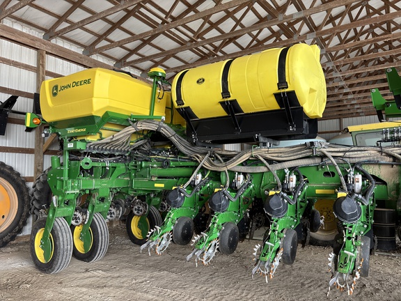 2025 John Deere 1775NT