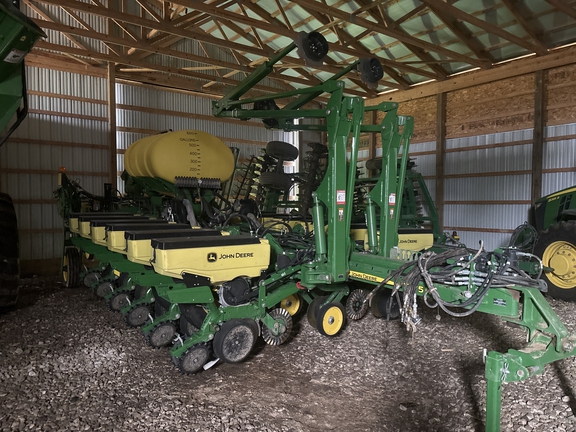 2021 John Deere 1775NT