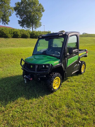 2023 John Deere XUV 835M