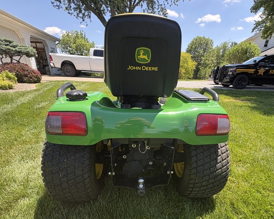 2012 John Deere X700