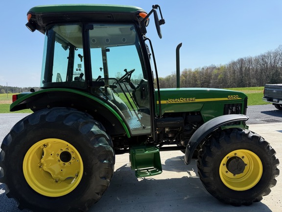 2003 John Deere 5520