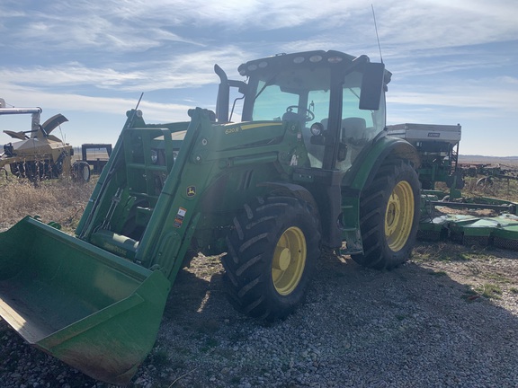 2016 John Deere 6120R