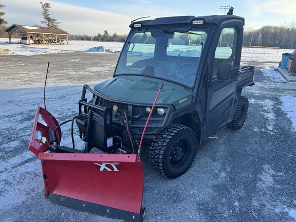 2023 John Deere XUV 865M