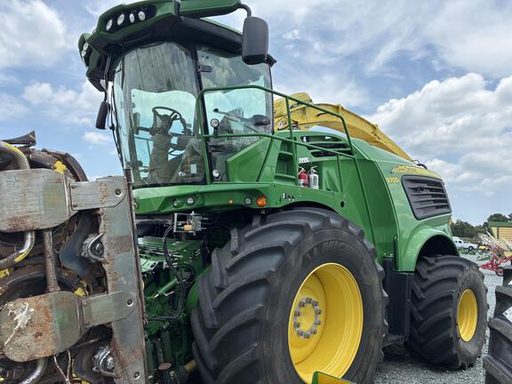 2021 John Deere 9700