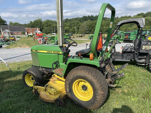 1990 John Deere 755