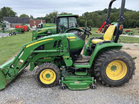 2016 John Deere 3033R