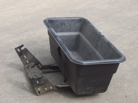 2003 John Deere tractor trunk
