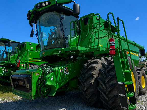 2022 John Deere S780