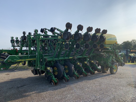 2010 John Deere 1790