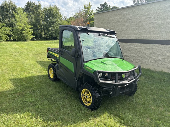 2023 John Deere XUV 835M