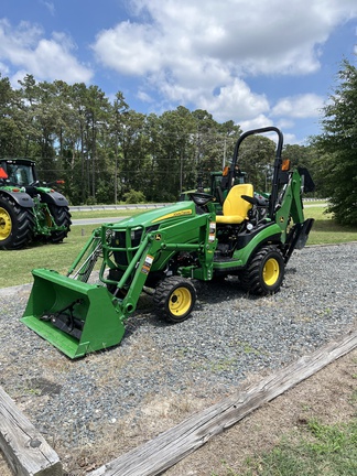 2016 John Deere 1025R