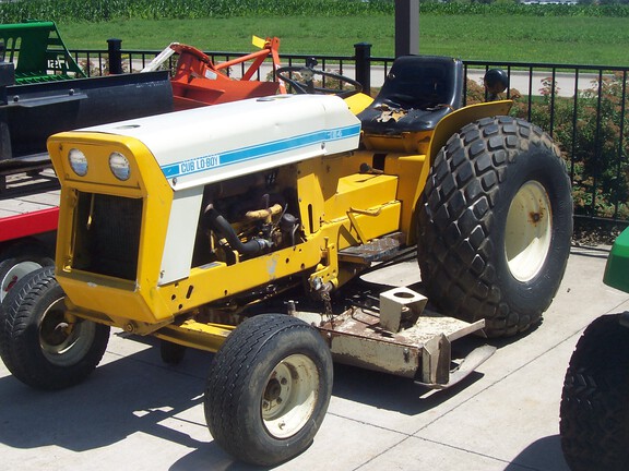 1970 International Harvester Cub 154 LoBoy