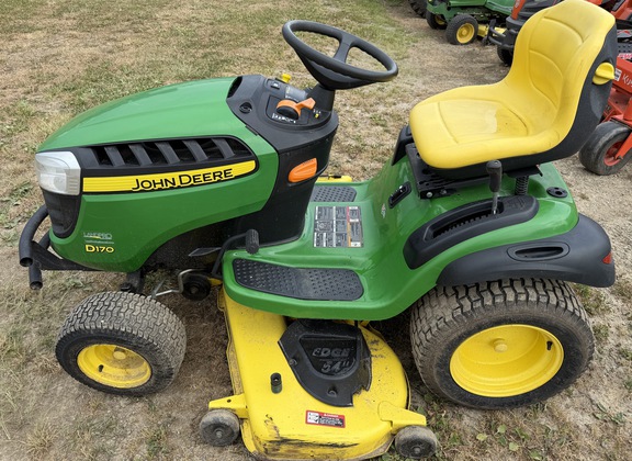 2017 John Deere D170