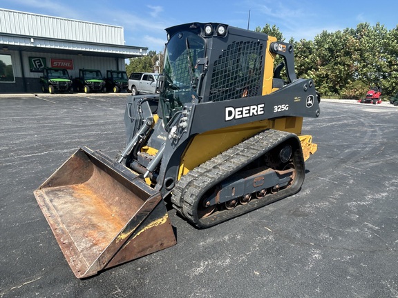 2019 John Deere 325G