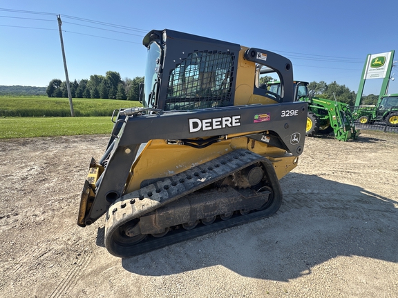 2014 John Deere 329E