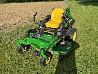 2017 John Deere Z930M