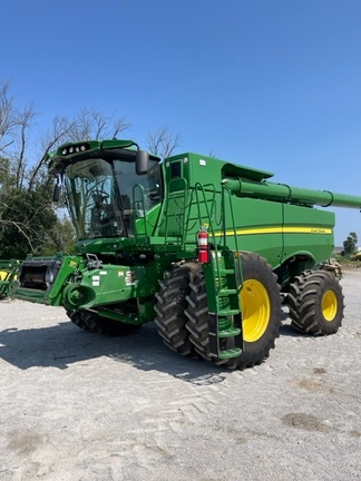 2021 John Deere S780