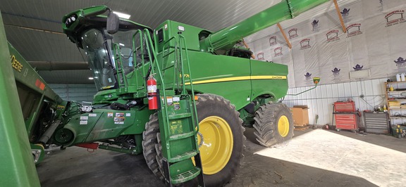 2021 John Deere S770