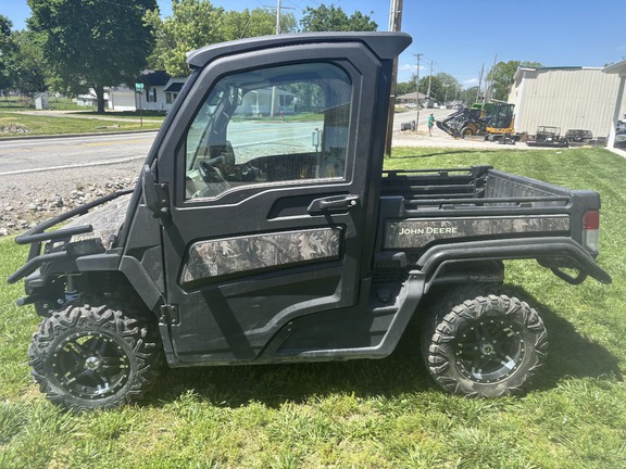 2022 John Deere XUV 835R