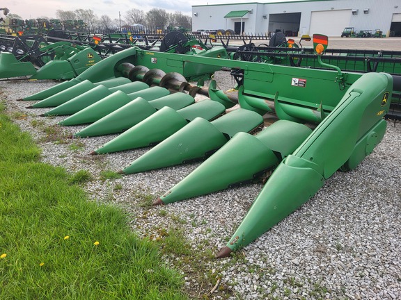 2008 John Deere 608C