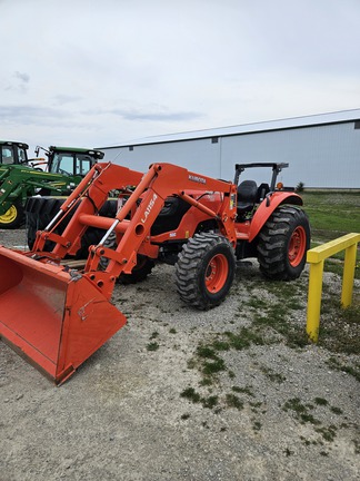 2017 Kubota M5660SUD