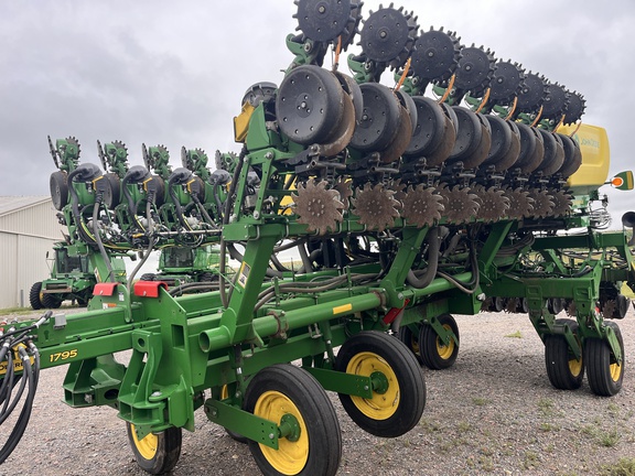 2024 John Deere 1795