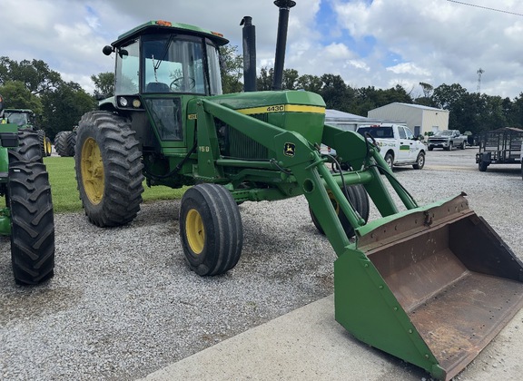 1976 John Deere 4430