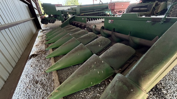 2004 John Deere 893