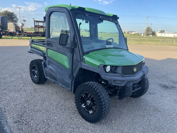 2022 John Deere XUV 835R